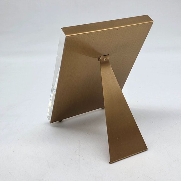 Burnes of Boston Frameless Picture Frame Gold Tone Metal 1/2" Glass 4.5"x6.5" - Picture 3 of 8